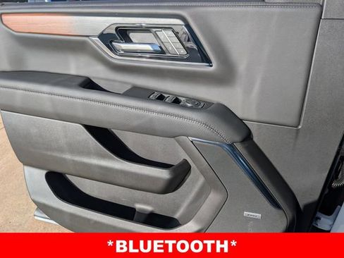 New 2026 GMC Yukon XL Denali w/ Sun & Power Step Package AWD/4WD image 18