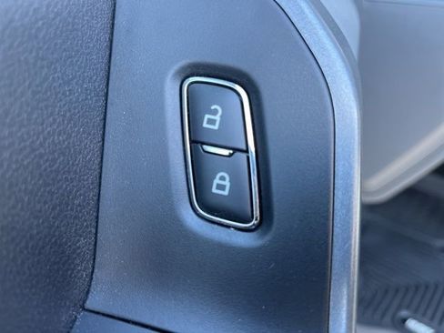 Used 2023 Ford F250 XL w/ STX Appearance Package image 11