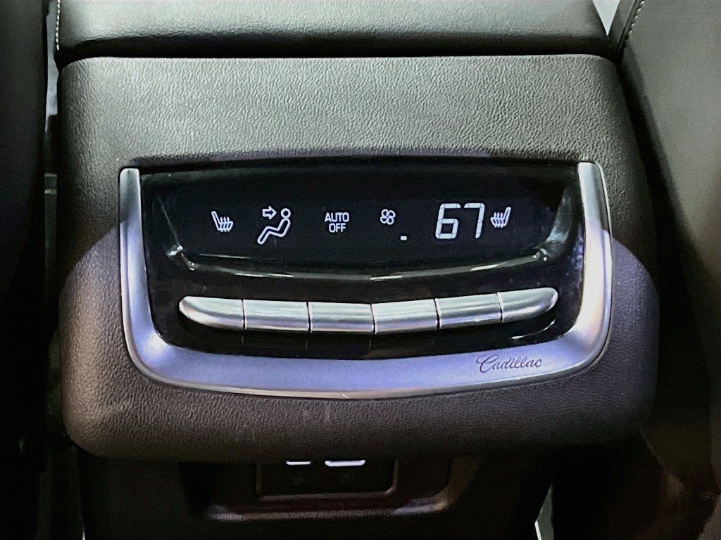 Used 2024 Cadillac XT6 Premium Luxury w/ Technology Package AWD/4WD image 27