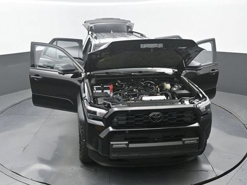 Used 2025 Toyota 4Runner TRD Off-Road Premium AWD/4WD image 35