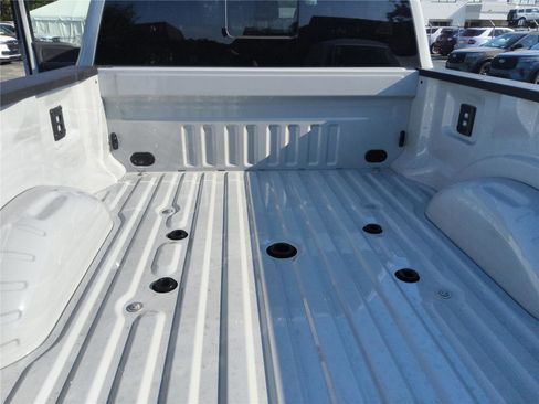 New 2026 Ford F250 Platinum image 22