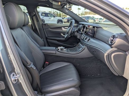 Used 2019 Mercedes-Benz E 300 image 21