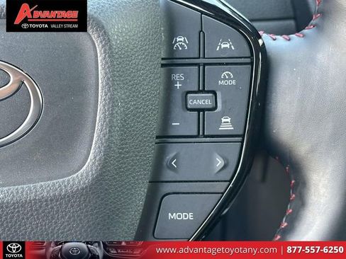 Used 2024 Toyota Prius Prime FWD image 23