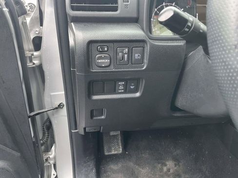 Used 2024 Toyota 4Runner SR5 Premium image 30