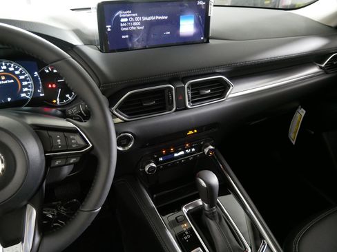 New 2025 MAZDA CX-5 AWD 2.5 S w/ Premium Plus Pkg image 5