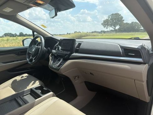 Used 2019 Honda Odyssey EX-L image 16