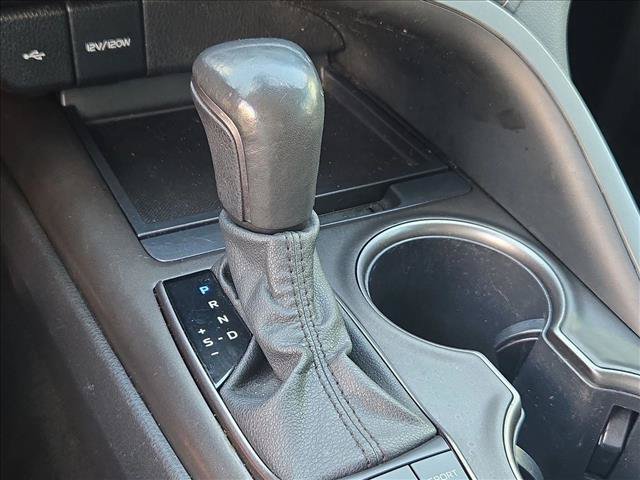 Used 2023 Toyota Camry SE w/ Convenience Package FWD image 12