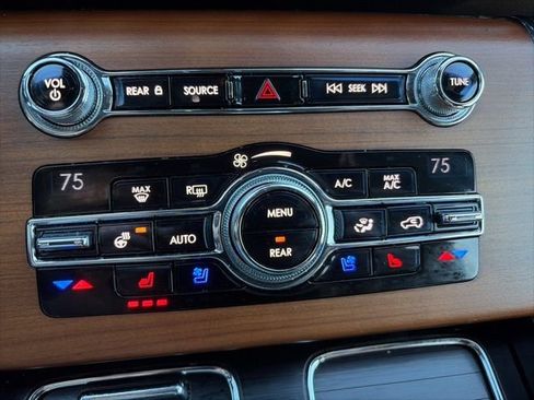 Used 2020 Lincoln Aviator Reserve w/ Equipment Group 202A image 21