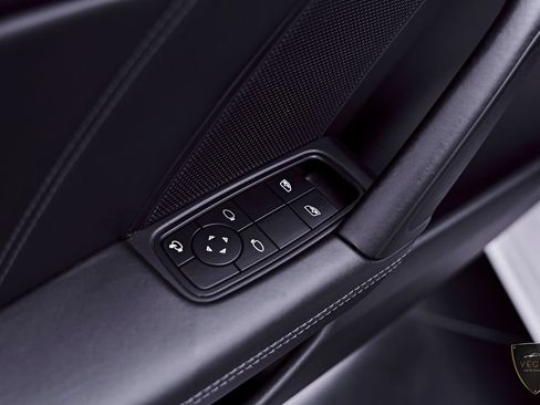 Used 2022 Porsche 911 Turbo S AWD/4WD image 41