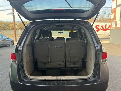 Used 2016 Honda Odyssey SE image 12