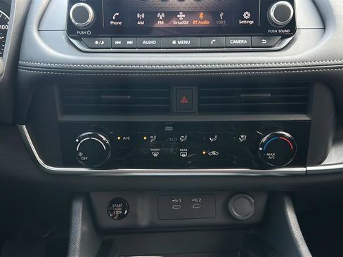 Used 2026 Nissan Rogue S FWD image 23