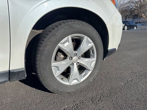 Used 2015 Subaru Forester 2.5i Premium w/ All-Weather Package image 10