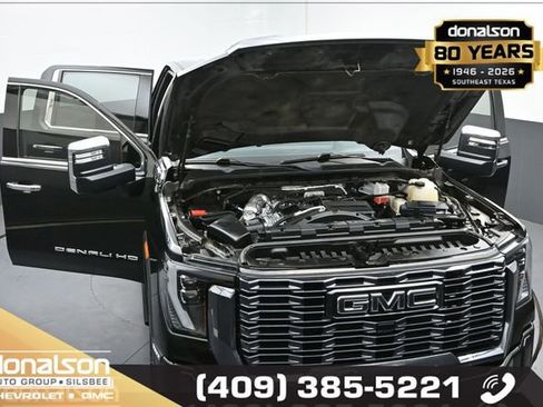 Used 2024 GMC Sierra 3500 Denali Ultimate AWD/4WD image 23