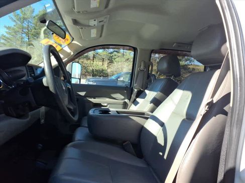 Used 2014 GMC Sierra 2500 W/T w/ Snow Plow Prep Package image 6