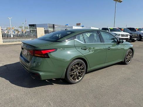 New 2025 Nissan Altima 2.5 SR w/ SR Premium Package image 6