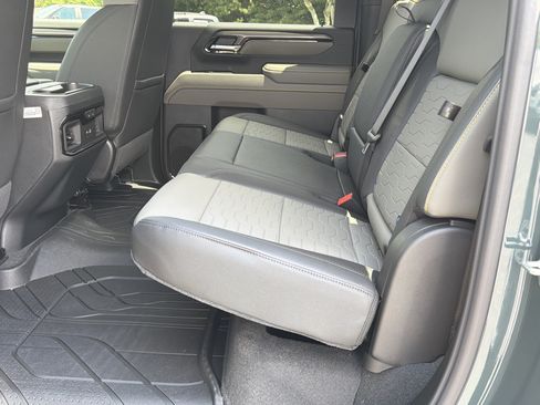 New 2026 Chevrolet Silverado 2500 ZR2 w/ LPO, Dark Essentials Package AWD/4WD image 20