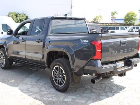 Used 2024 Toyota Tacoma TRD Sport RWD image 6