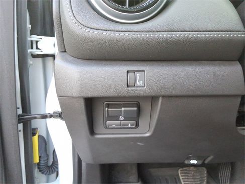 Certified 2023 Chevrolet Colorado LT w/ LT Convenience Package II image 37