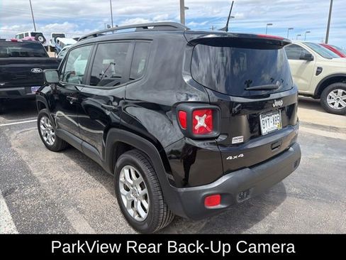 Used 2018 Jeep Renegade Latitude AWD/4WD image 6