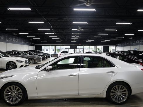 Used 2016 Cadillac CTS Luxury RWD image 2