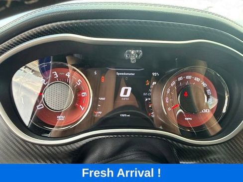 Used 2022 Dodge Challenger SRT Hellcat RWD image 5