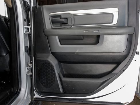 Used 2020 RAM 3500 Tradesman w/ Chrome Appearance Group AWD/4WD image 45