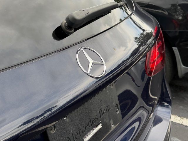 Used 2021 Mercedes-Benz GLC 300 image 10