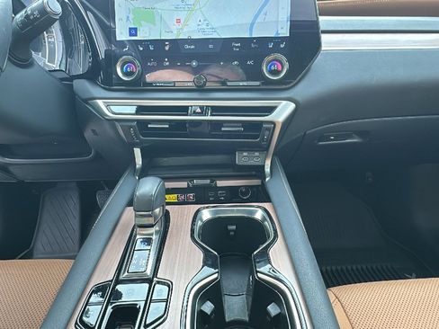 Used 2023 Lexus RX 350 Premium w/ Accessory Package image 21