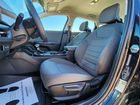 Used 2025 Kia K4 EX image 13