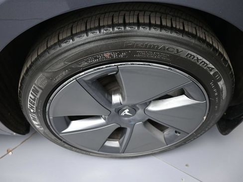 Used 2023 Tesla Model 3 Standard Range RWD image 15