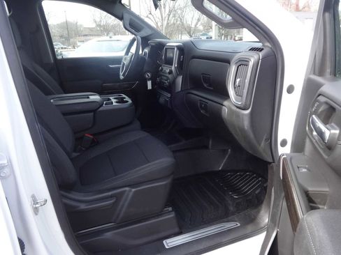 Used 2021 Chevrolet Silverado 1500 LT w/ Remote Start Package image 13