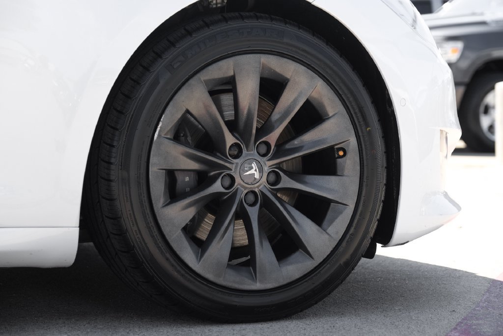 Used 2020 Tesla Model S Long Range Plus AWD/4WD image 63