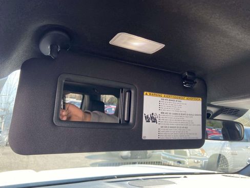 Used 2025 Toyota 4Runner SR5 image 31