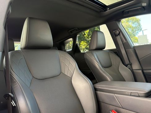 Certified 2024 Lexus RX 350 Premium w/ Convenience Package FWD image 21
