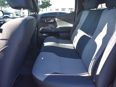 Used 2023 Toyota Tacoma TRD Off-Road image 7