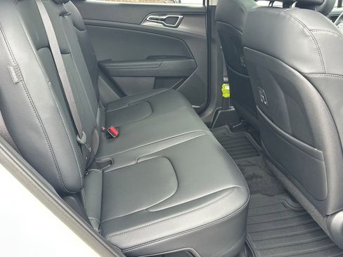 New 2026 Kia Sportage AWD Hybrid image 17