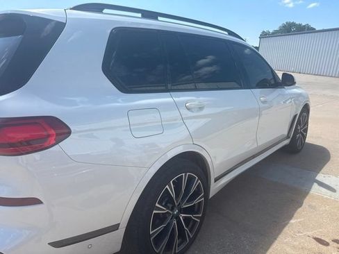 Used 2021 BMW X7 xDrive40i w/ M Sport Package AWD/4WD image 5