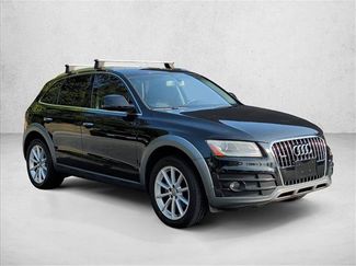 Used 2017 Audi Q5 2.0T Premium Plus w/ Premium Plus Package AWD/4WD video 3