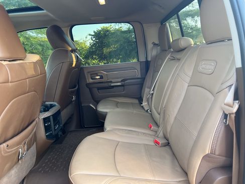 Used 2022 RAM 2500 Limited AWD/4WD image 30