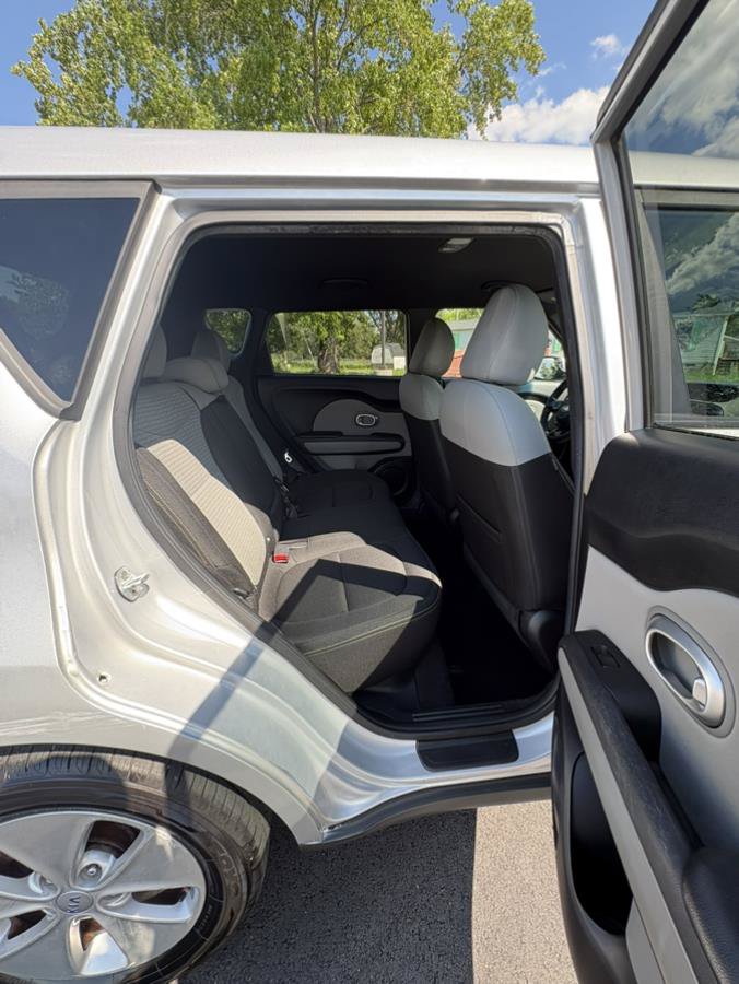 Used 2016 Kia Soul + w/ Eco Package FWD image 20
