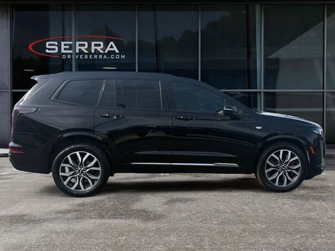 Used 2022 Cadillac XT6 Sport AWD/4WD image 6