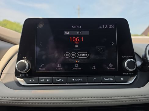 Used 2023 Nissan Rogue SV AWD/4WD image 26