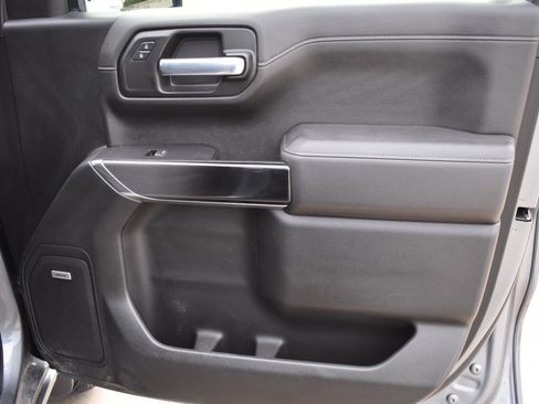 Used 2021 Chevrolet Silverado 1500 LT Trail Boss w/ Convenience Package II image 17