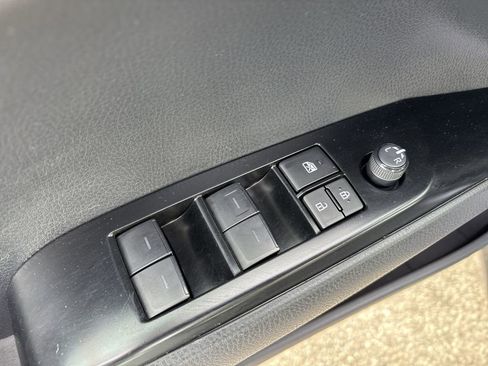 Used 2025 Toyota Camry LE image 25