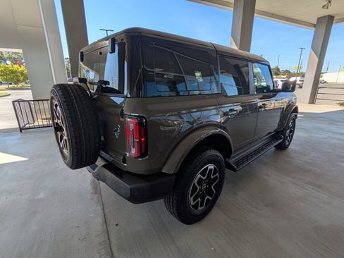 New 2025 Ford Bronco Outer Banks image 4