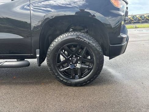 Certified 2024 Chevrolet Silverado 1500 Custom Trail Boss w/ LPO, Dark Essentials Package AWD/4WD image 14
