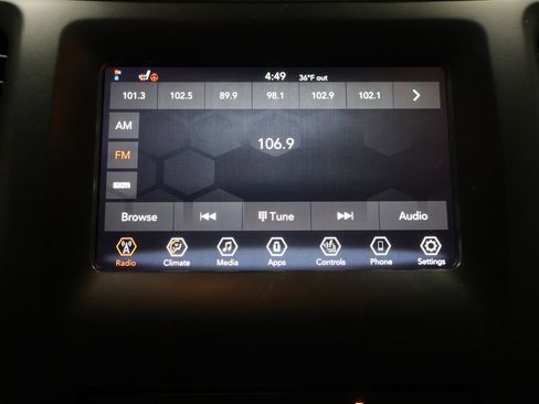 Used 2021 Jeep Cherokee Latitude Lux w/ Trailer Tow Group image 28