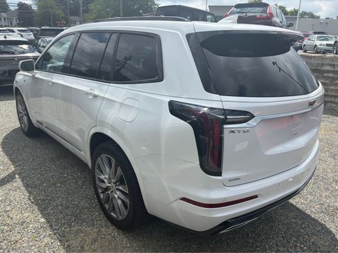 Used 2020 Cadillac XT6 Sport w/ Platinum Package AWD/4WD image 7