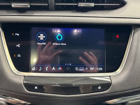Used 2022 Cadillac XT5 Premium Luxury w/ Technology Package AWD/4WD image 24
