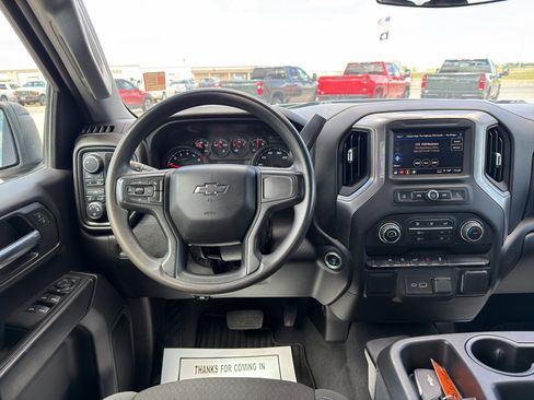 Used 2024 Chevrolet Silverado 1500 Custom w/ Dark Appearance Package AWD/4WD image 11
